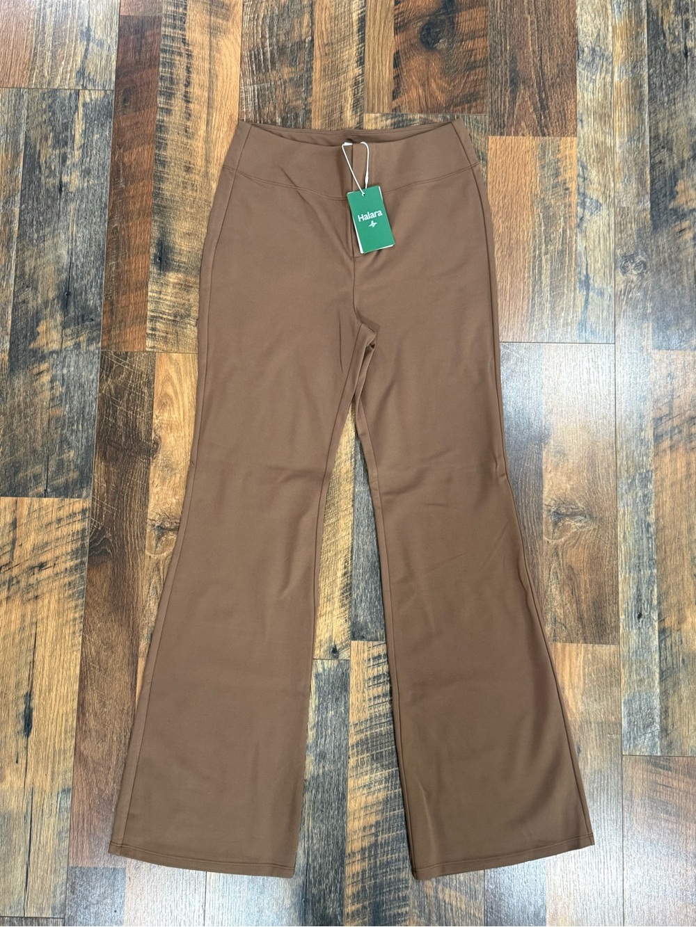NWT Halara Flex™ High Waisted Back Side Pocket Flare Work Pants